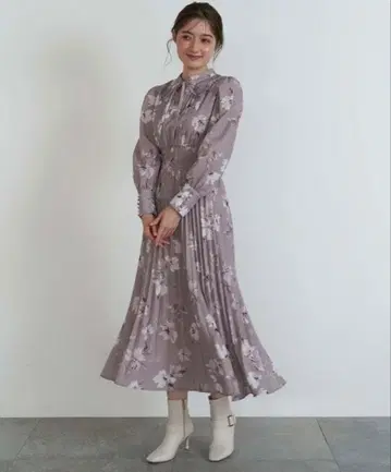 새상품급 * 노엘라 플라워 플리츠 원피스 꽃무늬 리본 타이 S