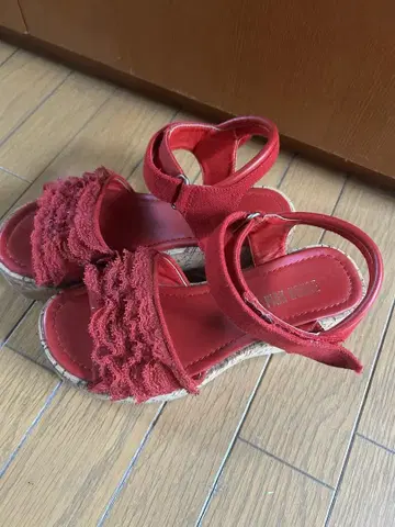 핑크하우스 샌들