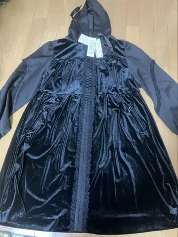새상품 슈퍼뷰티 42 L 후드티 코트 자켓 블랙