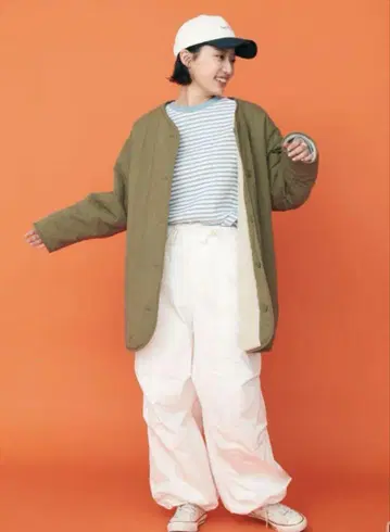 퀼팅 자켓 올리브 그린 보아