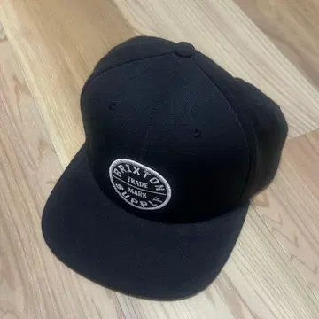 Brixton Supply 블랙 캡