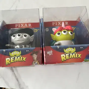 PIXAR REMIX 에이리언 피규어 2체 세트