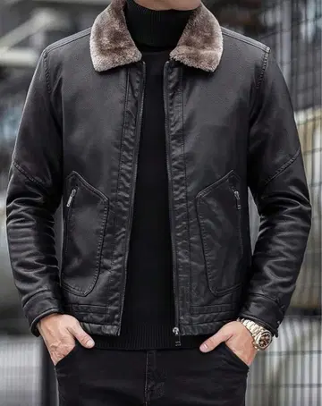 퍼 카라 부착 블랙 자켓 사이즈 전개 있음