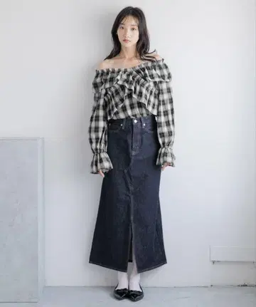 로리즈팜 프릴 개더 블라우스