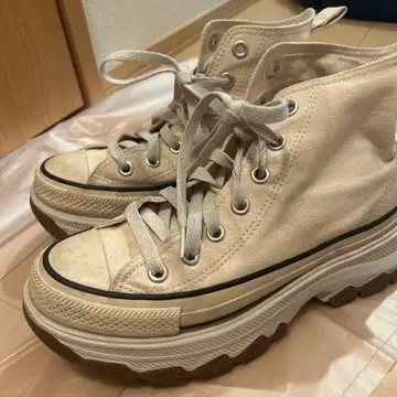 Converse 트렉웨이브 하이컷 통굽 스니커즈