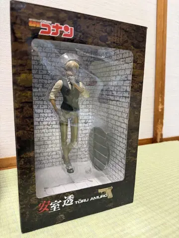 명탐정 코난 아무로 토오루 피규어