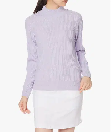 라벤더색 리브 하이넥 스웨터