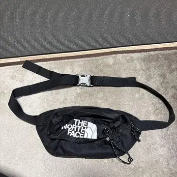 THE NORTH FACE 블랙 바디백