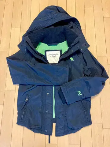 Abercrombie & Fitch 후드 부착 자켓