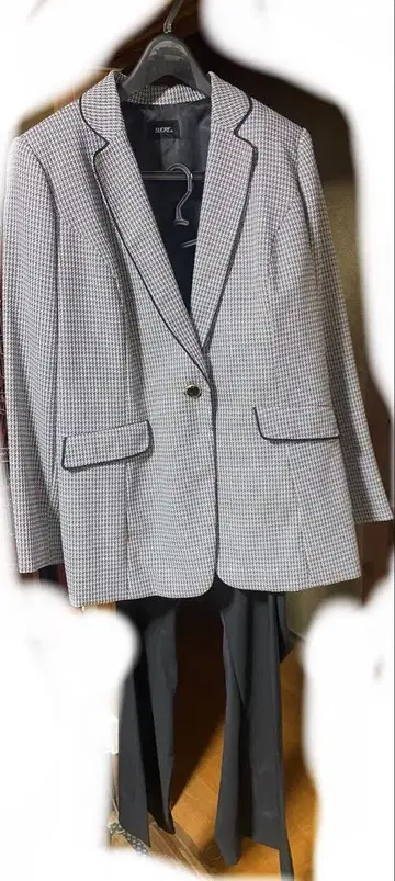 여성용 컬러 포멀 23호 새상품급