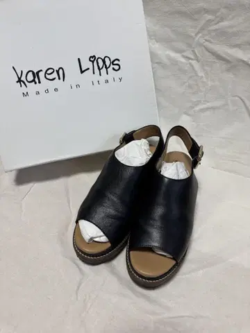 Karen Lipps 블랙 가죽 샌들