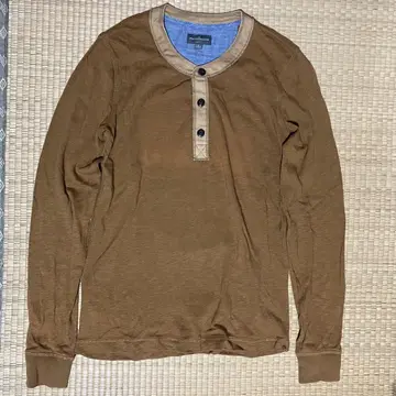 L.L.Bean 시그니처 헨리넥 롱 T 브라운 M 사이즈