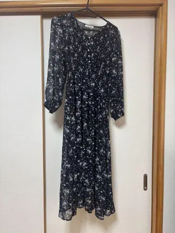 natural couture 네이비 플라워 원피스
