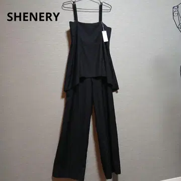 [ 새상품 ] SHENERY 블랙 슬리브리스 올인원
