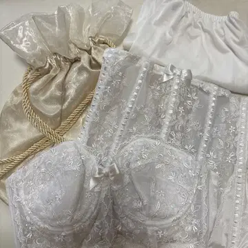 세모아 브라이덜 이너