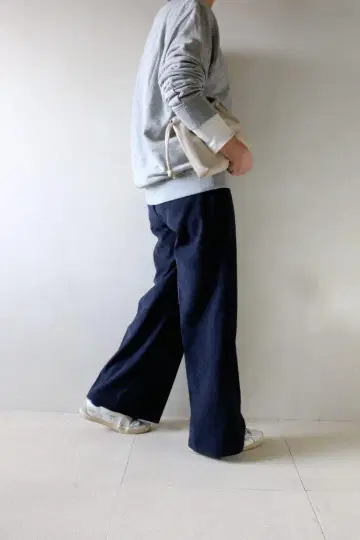 하피님 C6673 네이비 팬츠