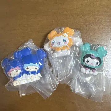 트와이스 러블리 산리오 콜라보 가샤폰 마스코트 참 세트