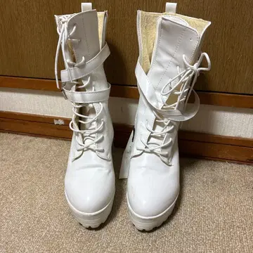 화이트 롱 부츠 화이트 부츠