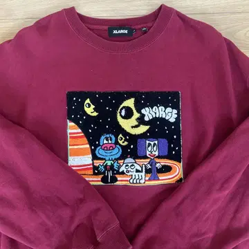 XLARGE 우주 테마 자수 트레이닝복