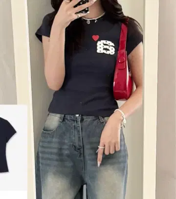 aeae 네이비 하트 프린트 반팔 T셔츠