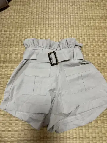 벨트 포함 프리 사이즈 숏팬츠