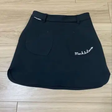 Mark&Lona 블랙 스커트 하트 포켓