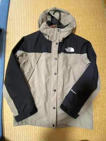 THE NORTH FACE 마운틴 후드티 베이지/블랙