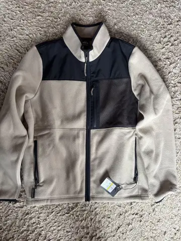 미사용 새상품 Under Armour 플리스 자켓 MD 299