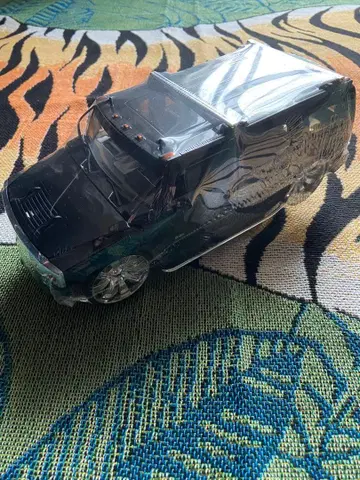 jada toys 험머 H2 1/18