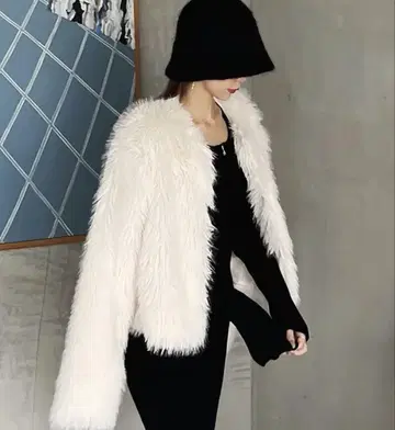 ROYAL PARTY 노카라 인조 모피 자켓 택 포함 새상품
