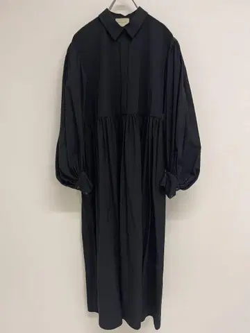 유나이티드 애로우즈 퍼프 슬리브 롱 원피스 블랙