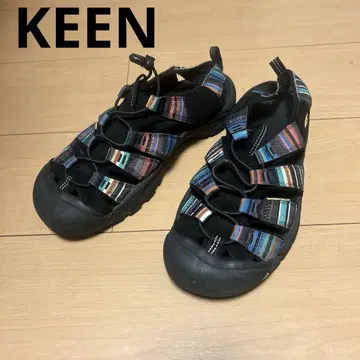 KEEN newport