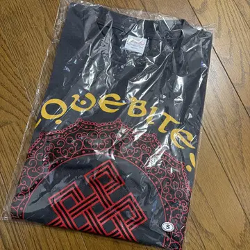 LOVEBITES T셔츠 S 사이즈