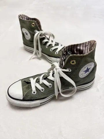 Converse ChuckTaylor 하이컷 스니커즈 올리브 그린