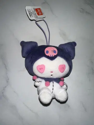 쿠로미 하트 버튼 마스코트