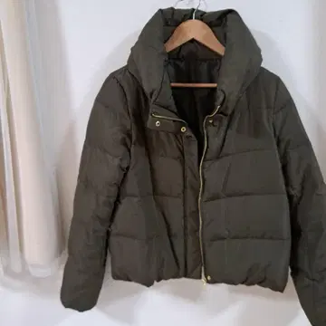 [ 새상품급 ] 카키 올리브색 골드 다운 자켓 XL 빅 사이즈