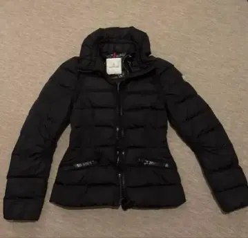 MONCLER 블랙 다운 자켓 1