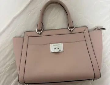 ICHAEL Michael Kors 해밀턴 프론트 포켓 사첼