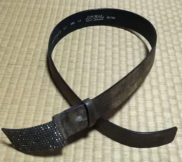 THE FIRST 가죽 벨트 스톤 부착