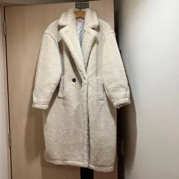 코트 롱 코트 아이보리 보아 ZIAI 배송비 포함
