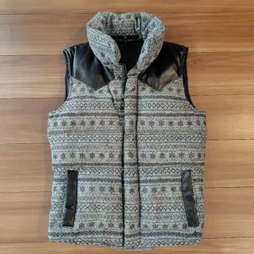 NO ID. 슬리브리스 다운 자켓