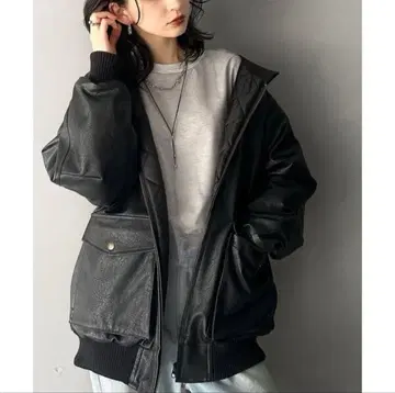 클래시컬에프 <Java 자바 콜라보> 인조 가죽 후디 블루종