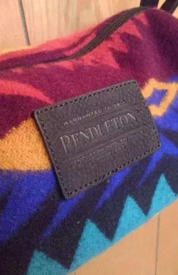 PENDLETON 펜들턴 숄더백 네이티브 무늬