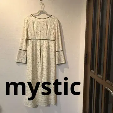 mystic 꽃무늬 긴팔 원피스