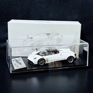 1/43 LCD 파가니 와이라 로드스터 2017 메탈릭 화이트