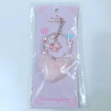 [ 익명 배송 ] 복슬복슬 하트 챠미 키티 스트랩
