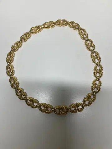 모네 목걸이