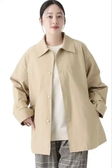 새상품 애프터눈 티 리빙 베이지 코트 M-L