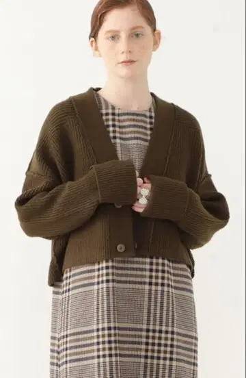 익명 배송 BEAMS BOY 7게이지 밀리터리 V넥 가디건