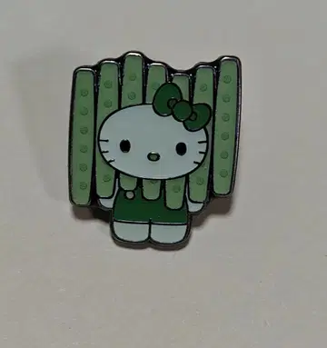 만박 일본관 모키티 핀 배지 이카다케이소